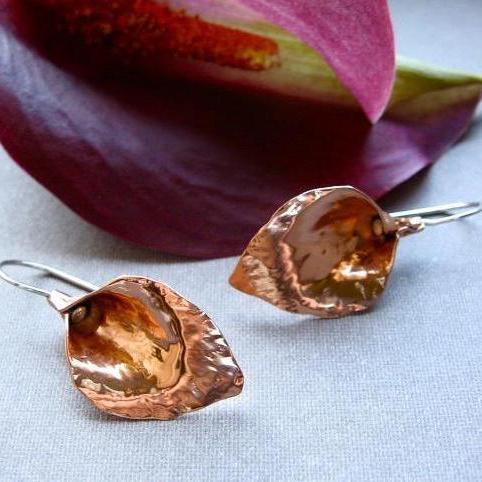 Hammered Calla Lily earrings in copper, bronze or sterling (XS)