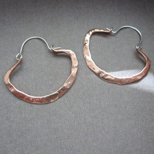 Lightweight Clam Hoops in copper, bronze or sterling silver (XS) - Nora Catherine